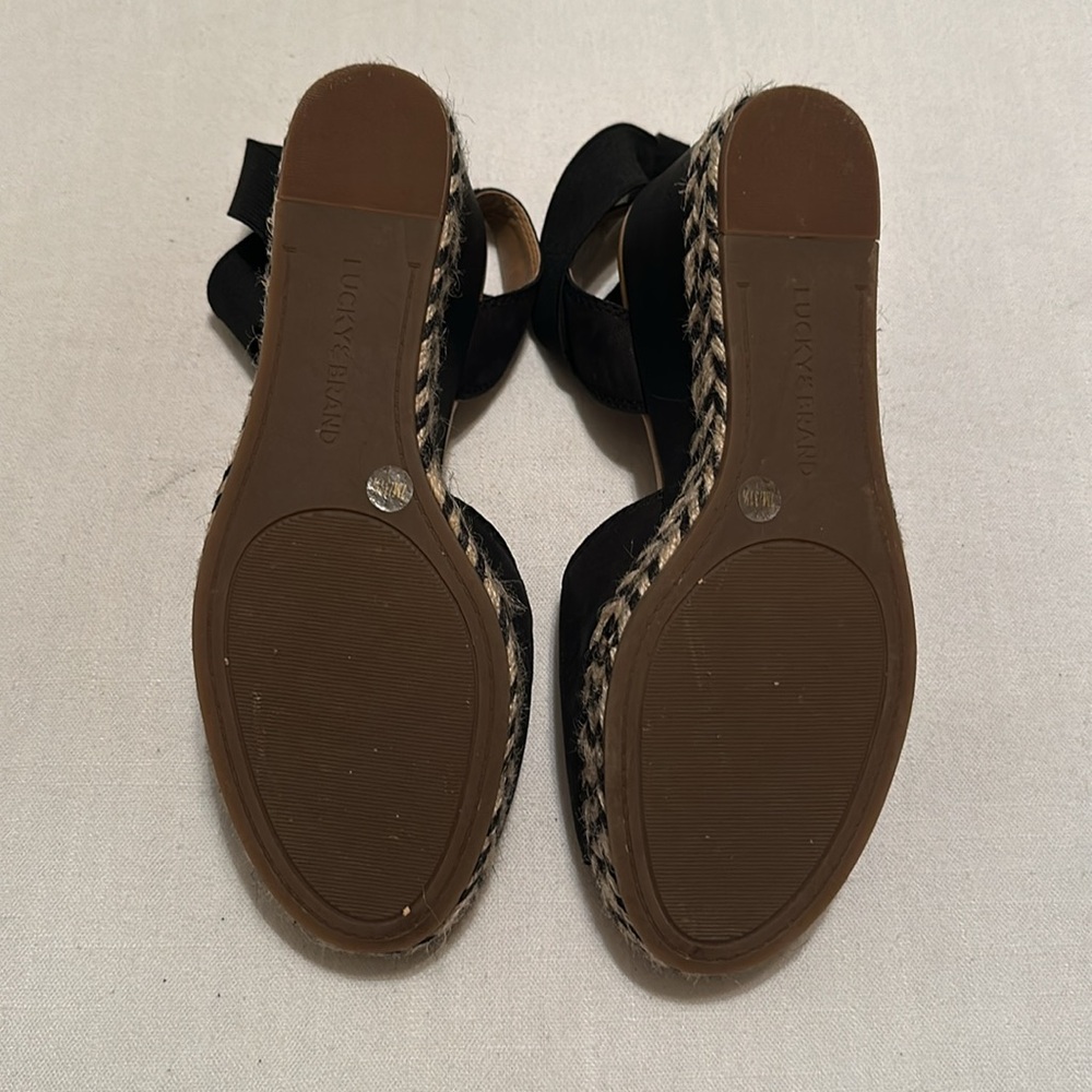 Lucky Brand black strappy sandals!🖤 - Picture 6 of 7